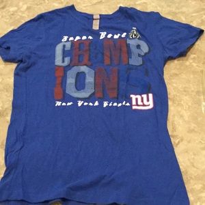 New York Giants Super Bowl vintage football tee shirt, small.
